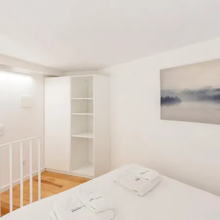 Arroios Urban Studio With Mezzanine