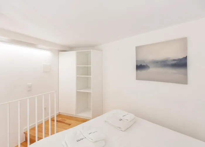 Arroios Urban Studio With Mezzanine